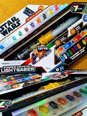 Star Wars Power Crystal Lightsaber 7 Colors with Ignite Blade